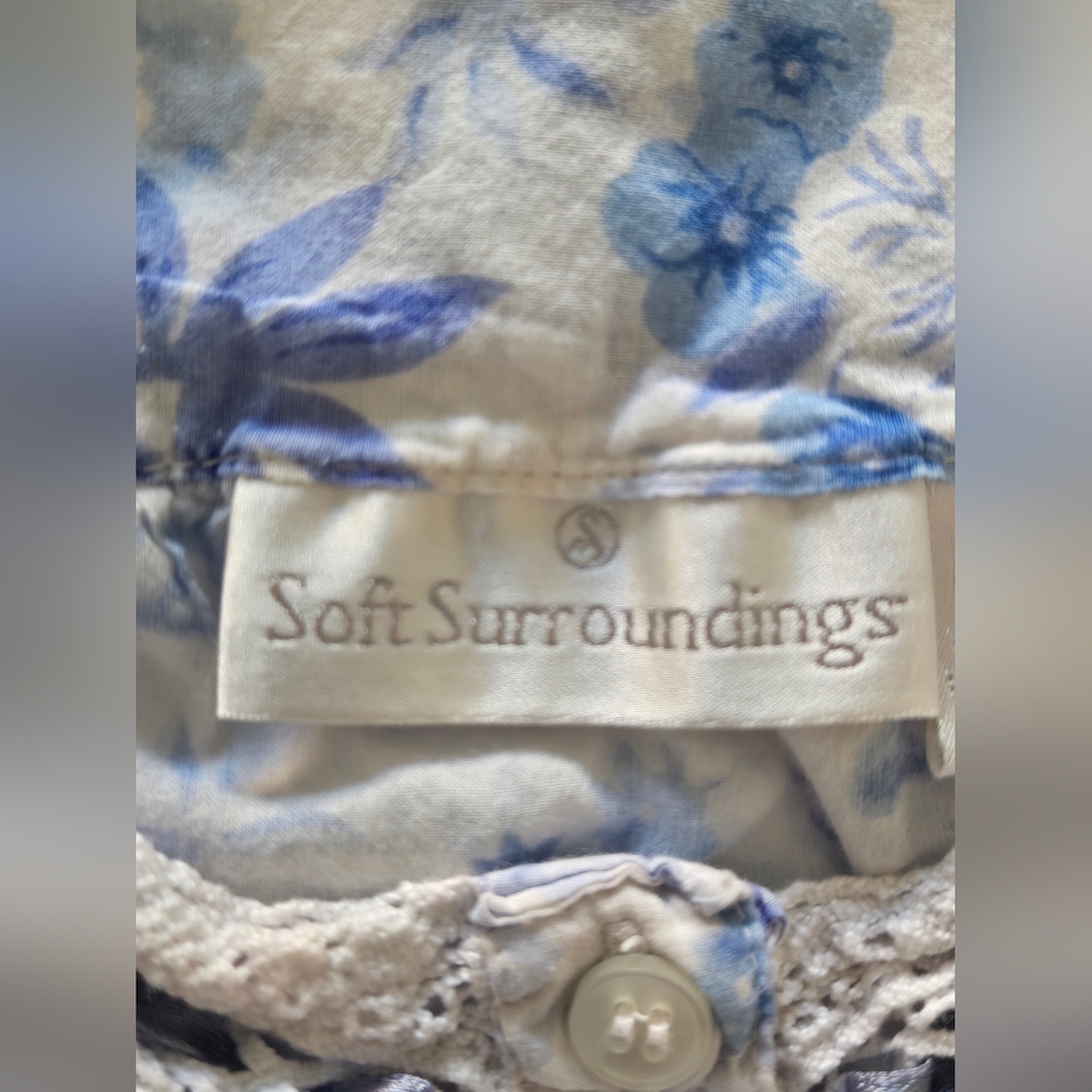 Soft Surroundings Blue and White Floral 100% Cotton Nightgown | Size Large - Picture 7 of 8